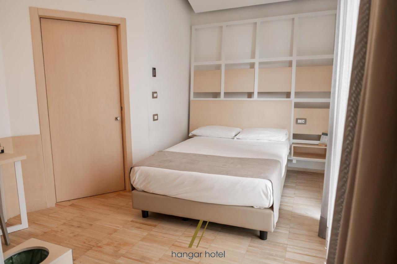 Hangar 4* Teverola